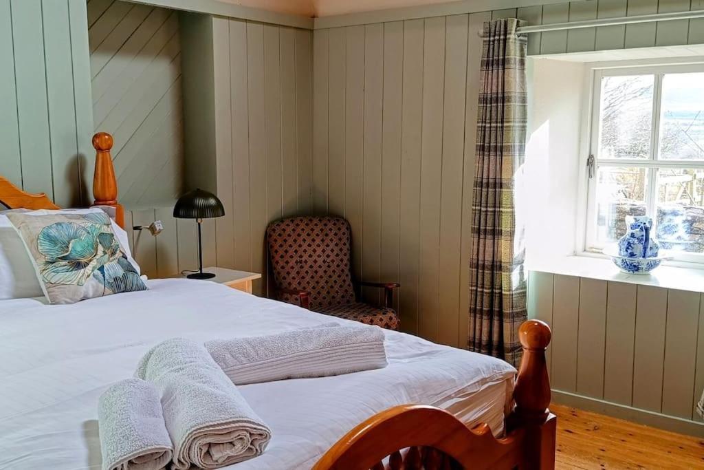Cottage Skelligs Coast, Ring Of Kerry Кэрсивин Экстерьер фото