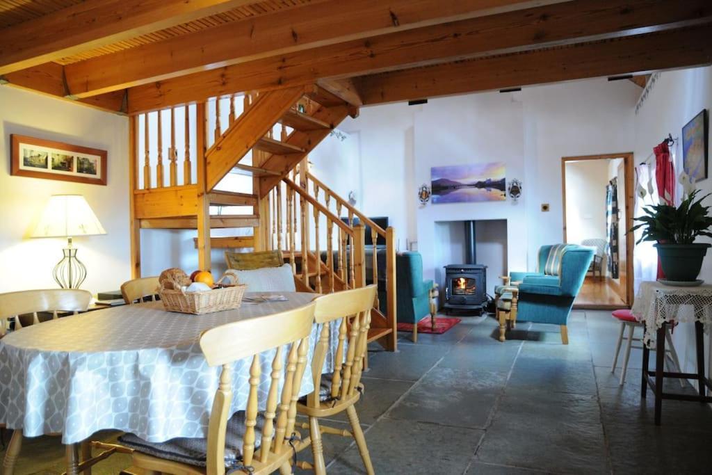 Cottage Skelligs Coast, Ring Of Kerry Кэрсивин Экстерьер фото